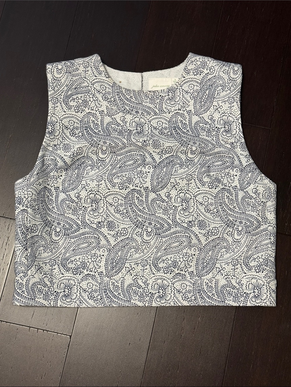 Julia Amory Slim Shell Top